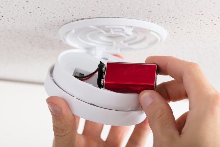 changing batteries on smoke detector
